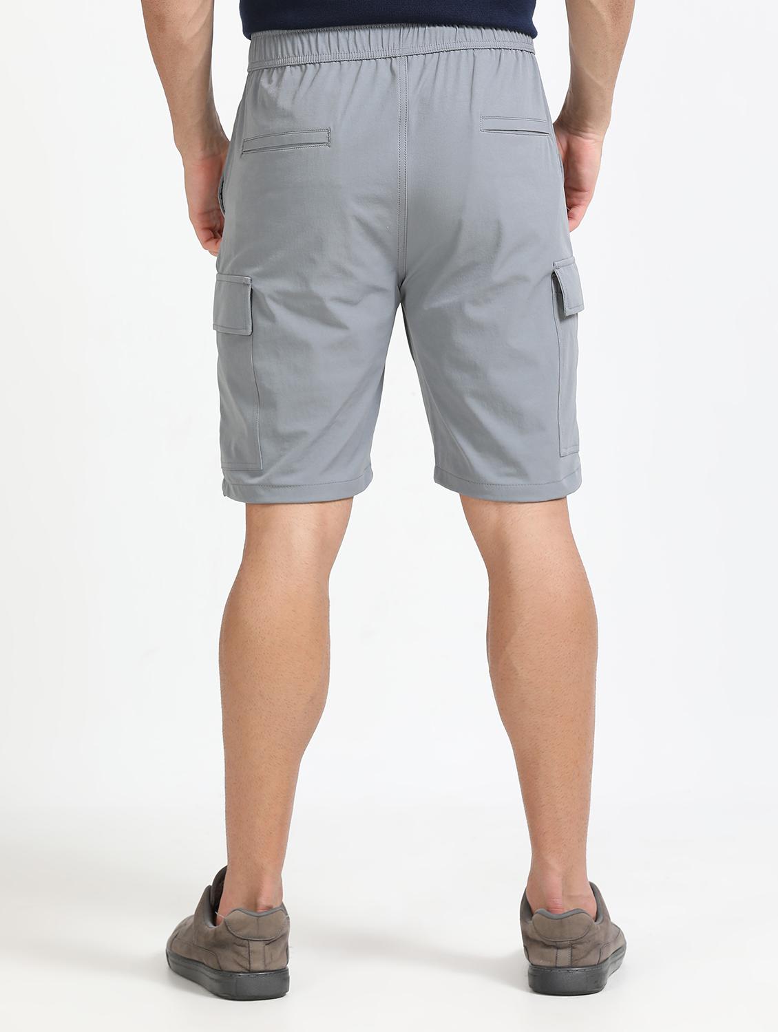 men solid mid rise regular fit cargo shorts - 22052643 - Standard Image - 2