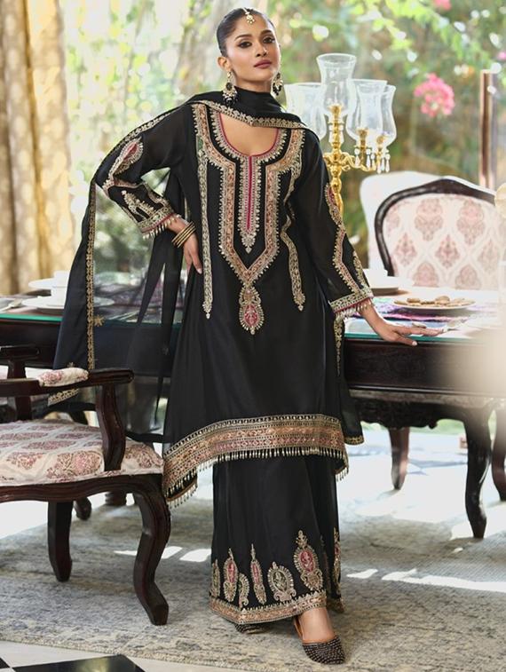 women three quarter sleeve kurta sharara with dupatta set - 22052760 - Zoom Image - 0