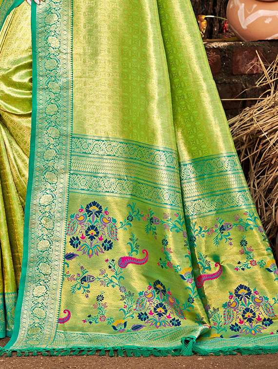 women self design kanjivaram saree with blouse - 22053711 -  Standard Image - 2