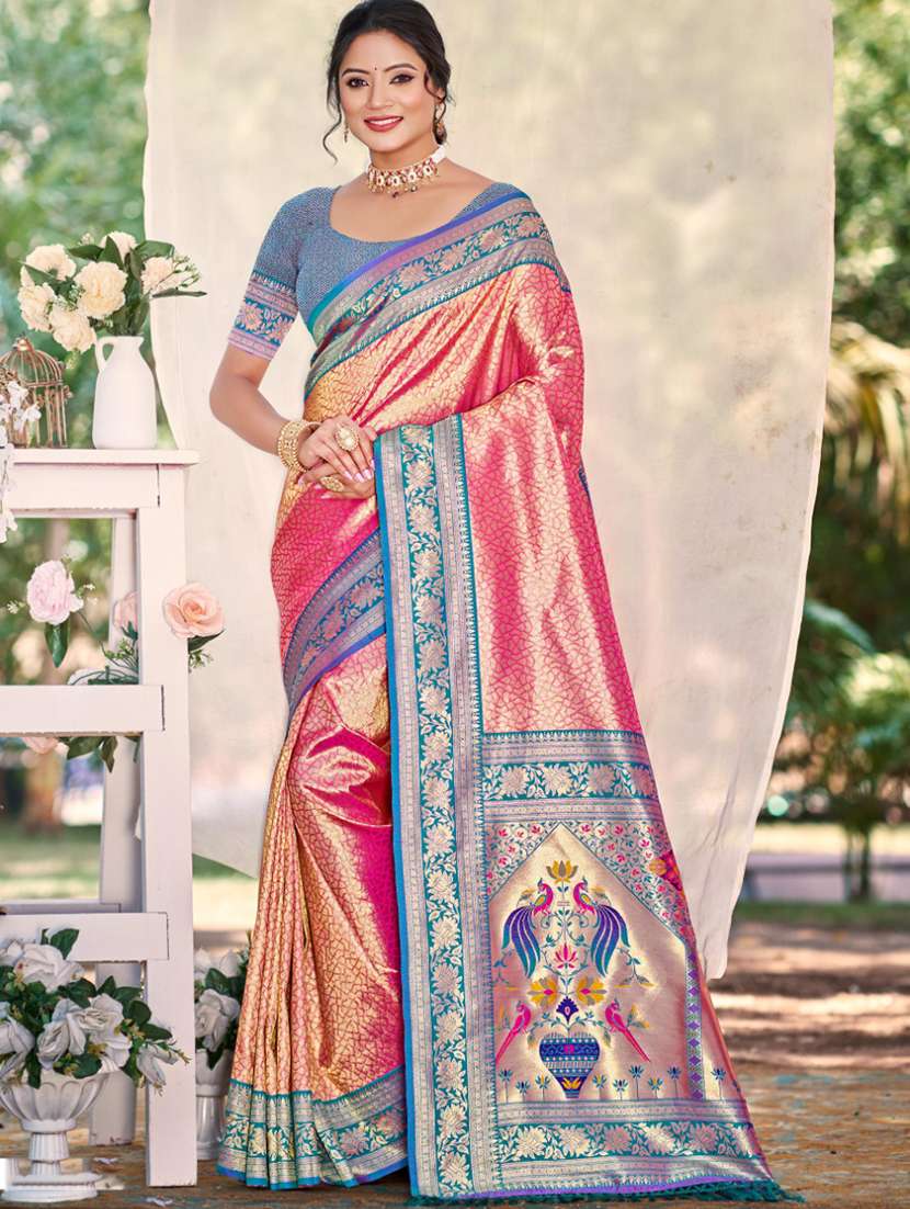 women self design kanjivaram saree with blouse