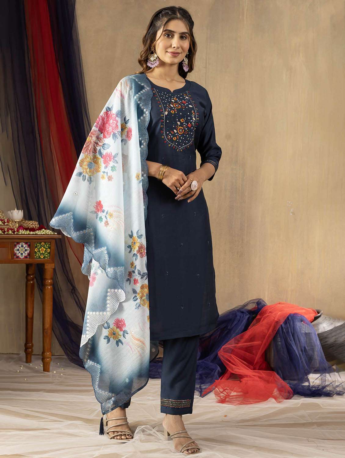 women embroidered three quarter sleeve kurta pant with dupatta set - 22053773 - Standard Image - 2