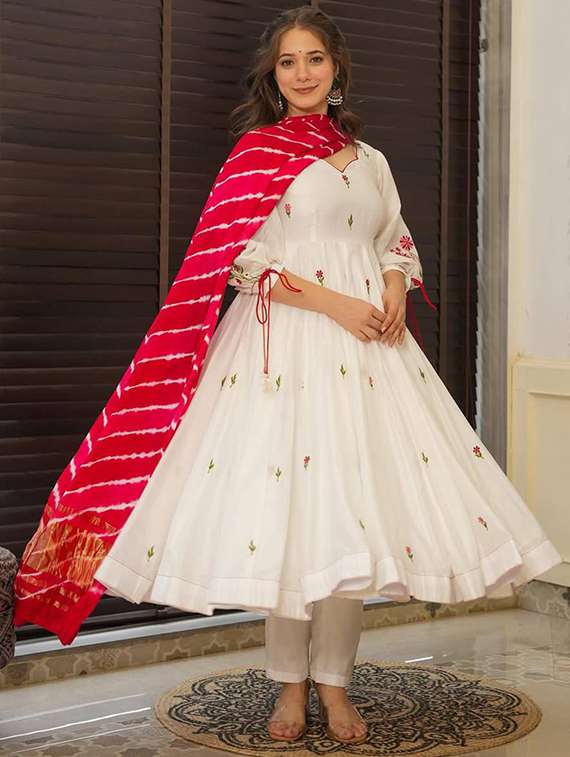 off white chanderi straight kurta - 22053800 - Standard Image - 2