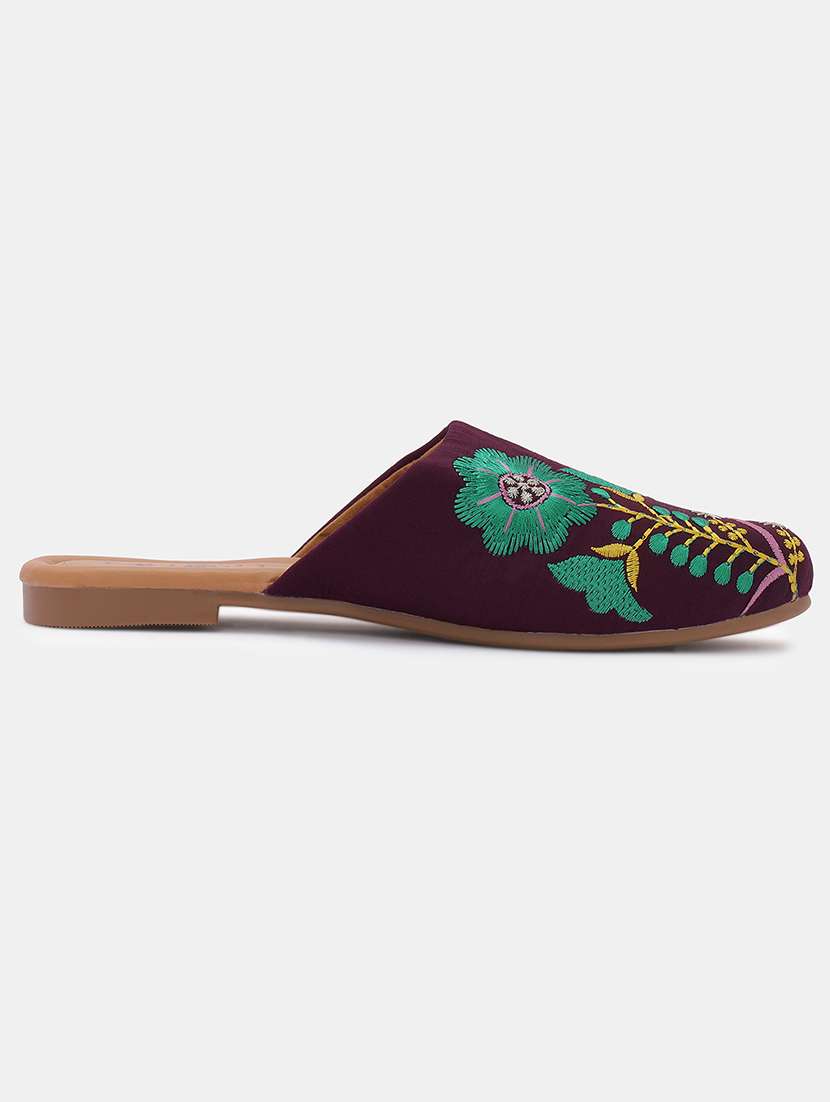 women embroidered slip on juti - 22053834 - Standard Image - 2
