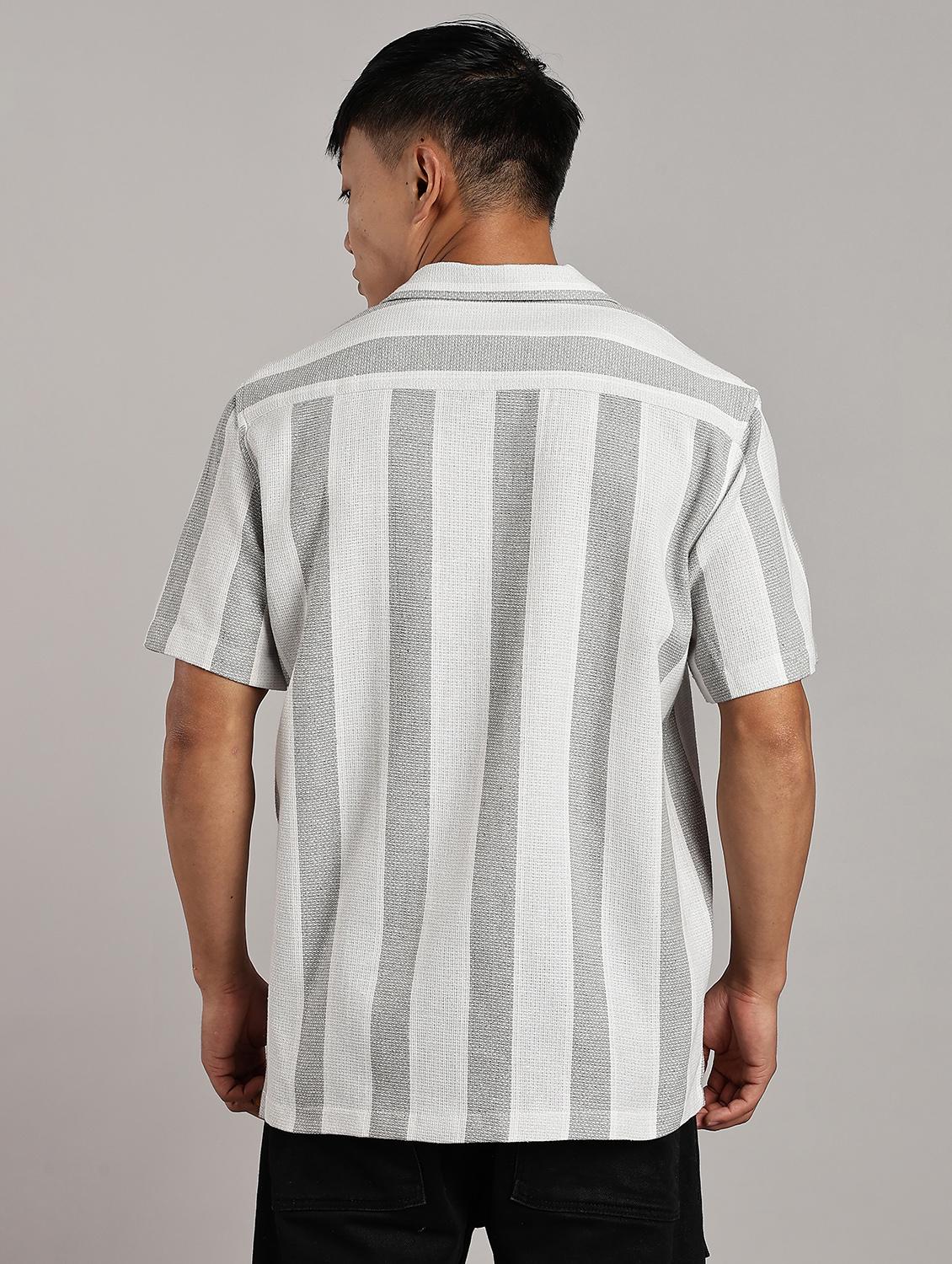 men striped short sleeve loose fit t-shirt - 22053915 - Standard Image - 2