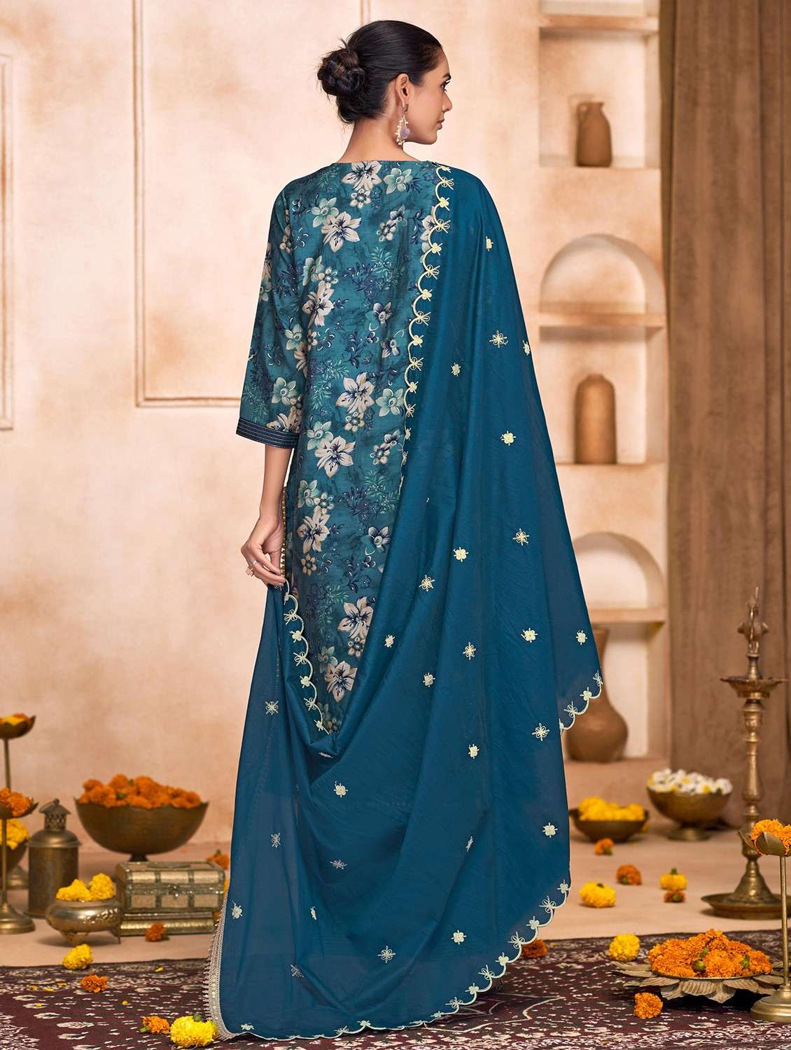 women floral three quarter sleeve kurta pant with dupatta set - 22054126 -  Standard Image - 2