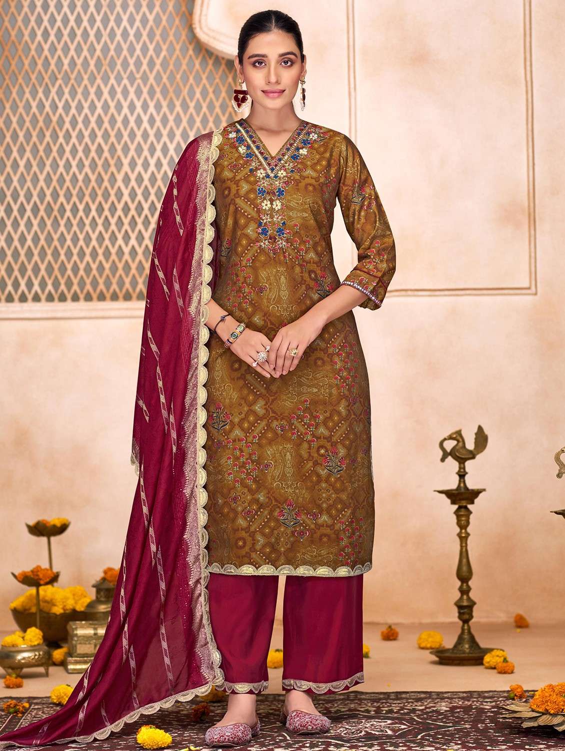 women printed three quarter sleeve kurta pant with dupatta set