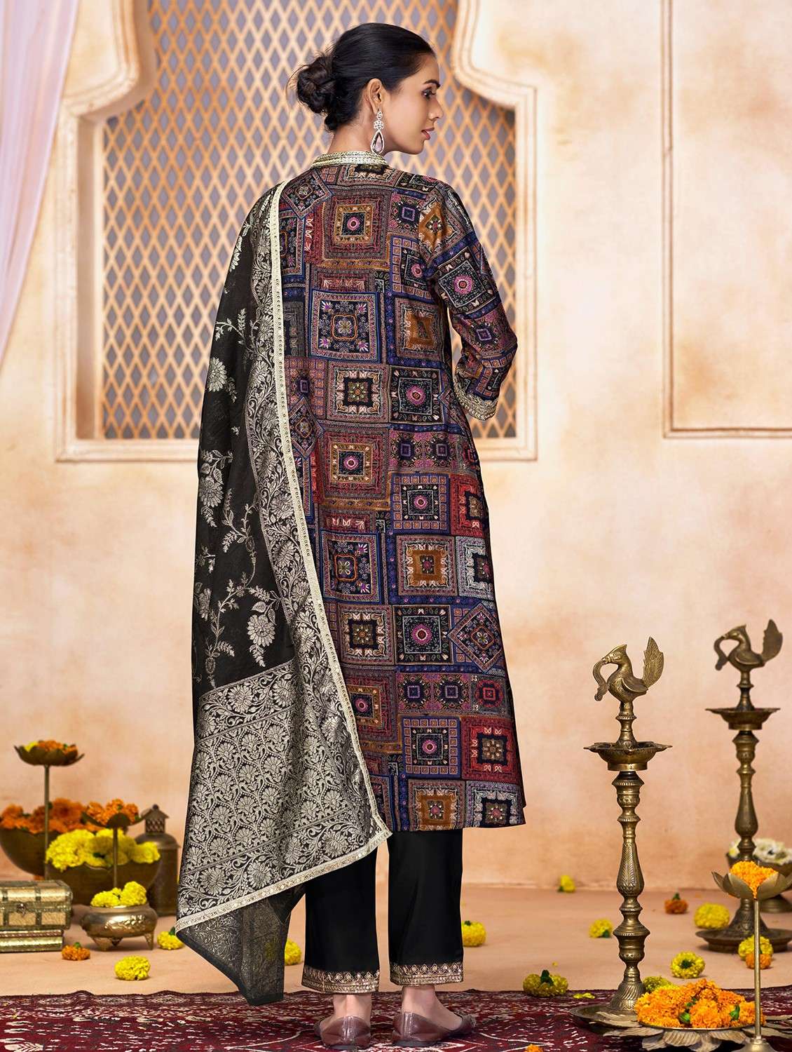 women three quarter sleeve kurta pant with dupatta set - 22054135 -  Standard Image - 2