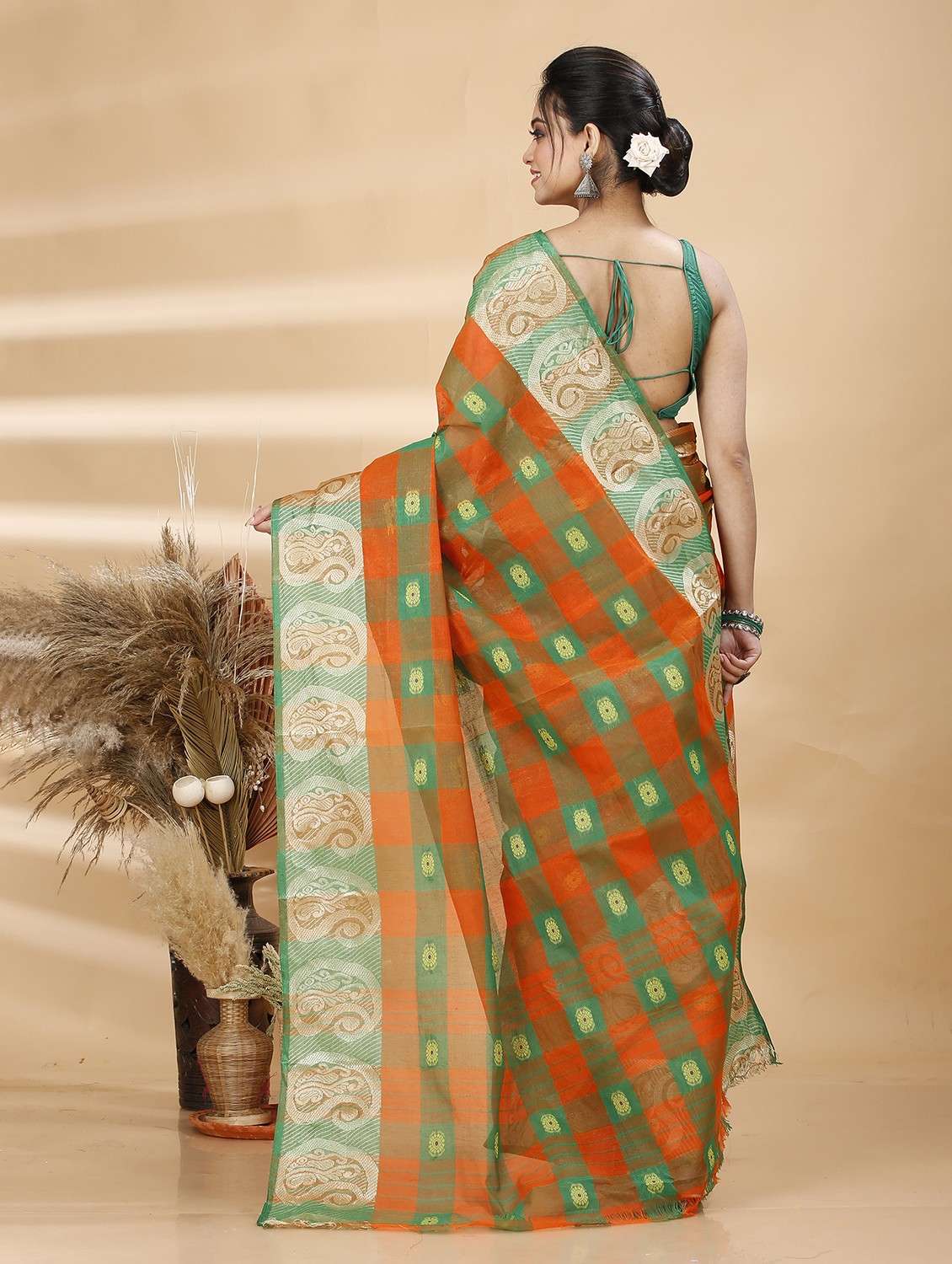 orange cotton blend tant saree - 22055449 - Standard Image - 2