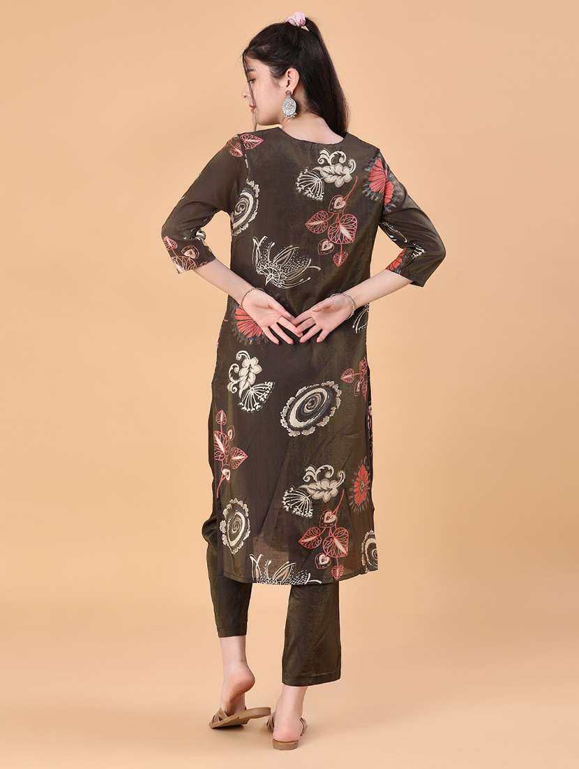 women three quarter sleeve kurta and pant set - 22057201 -  Standard Image - 2