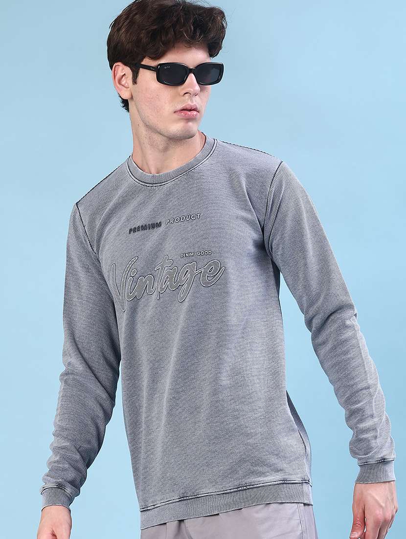 men printed long sleeve t-shirt