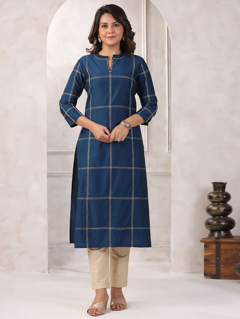 women three quarter sleeve straight kurta - 22057862 - Zoom Image - 0