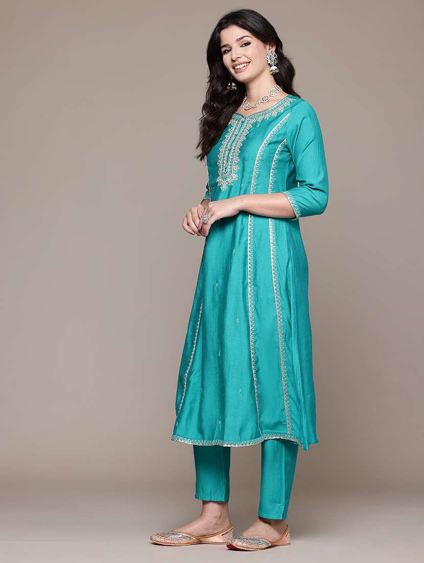 turquoise viscose suit  set - 22058127 -  Standard Image - 2