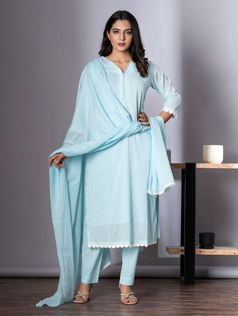 women three quarter sleeve kurta and pant with dupatta  - 22058213 -  Standard Image - 2