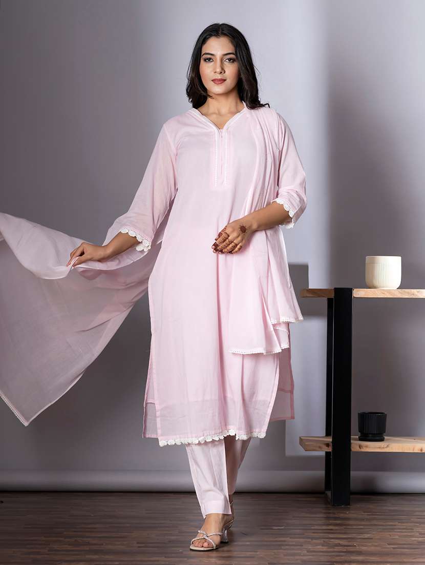 women three quarter sleeve kurta and pant with dupatta  - 22058214 -  Standard Image - 2