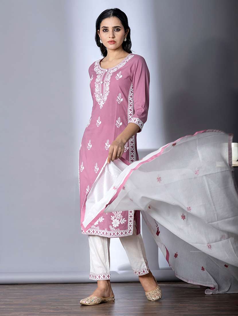 women three quarter sleeve kurta and pant with dupatta  - 22058249 -  Standard Image - 2