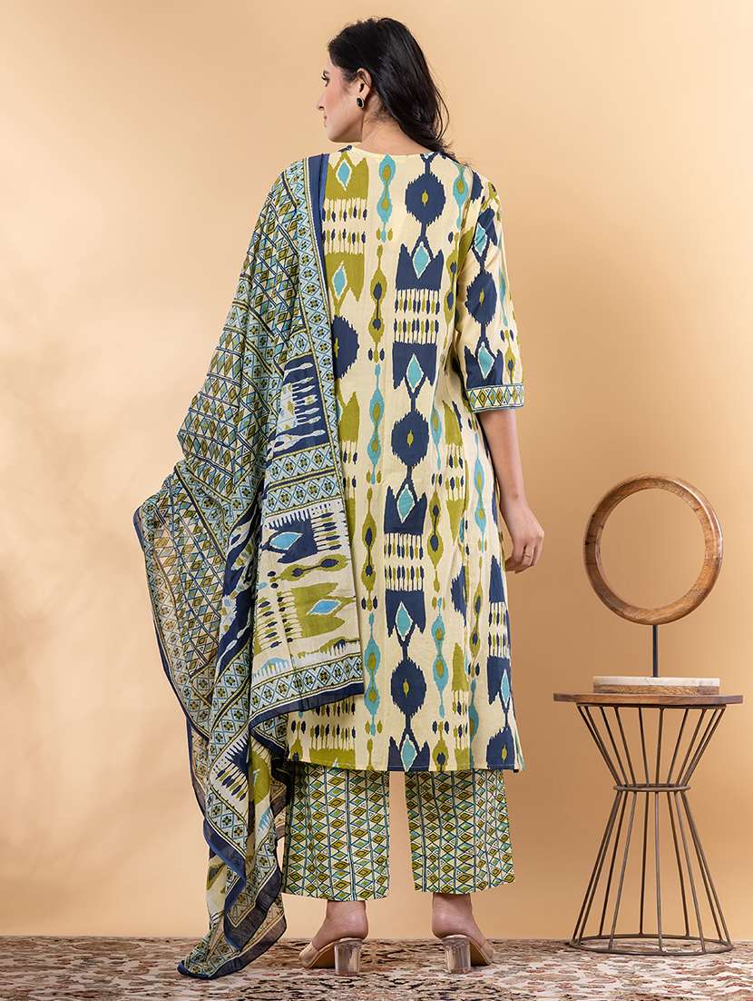 women three quarter sleeve kurta palazzo with dupatta set - 22058312 -  Standard Image - 2