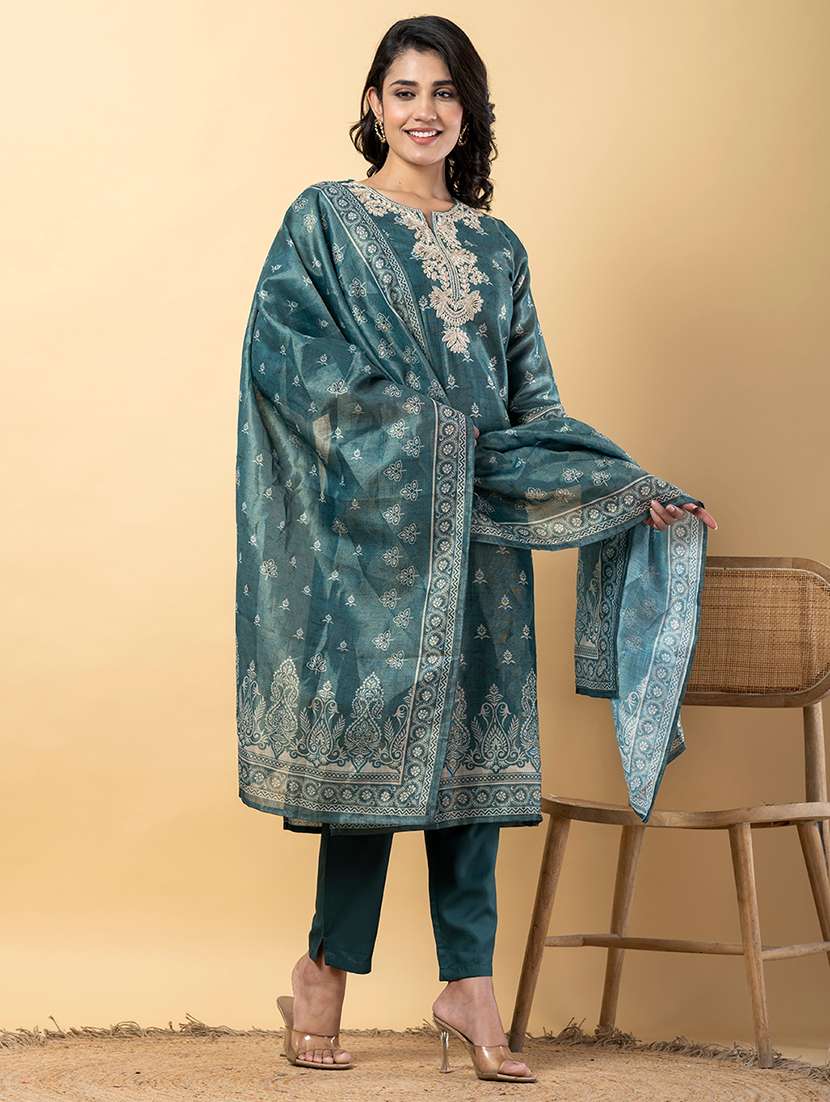 green silk blend suit  set - 22058331 -  Standard Image - 2