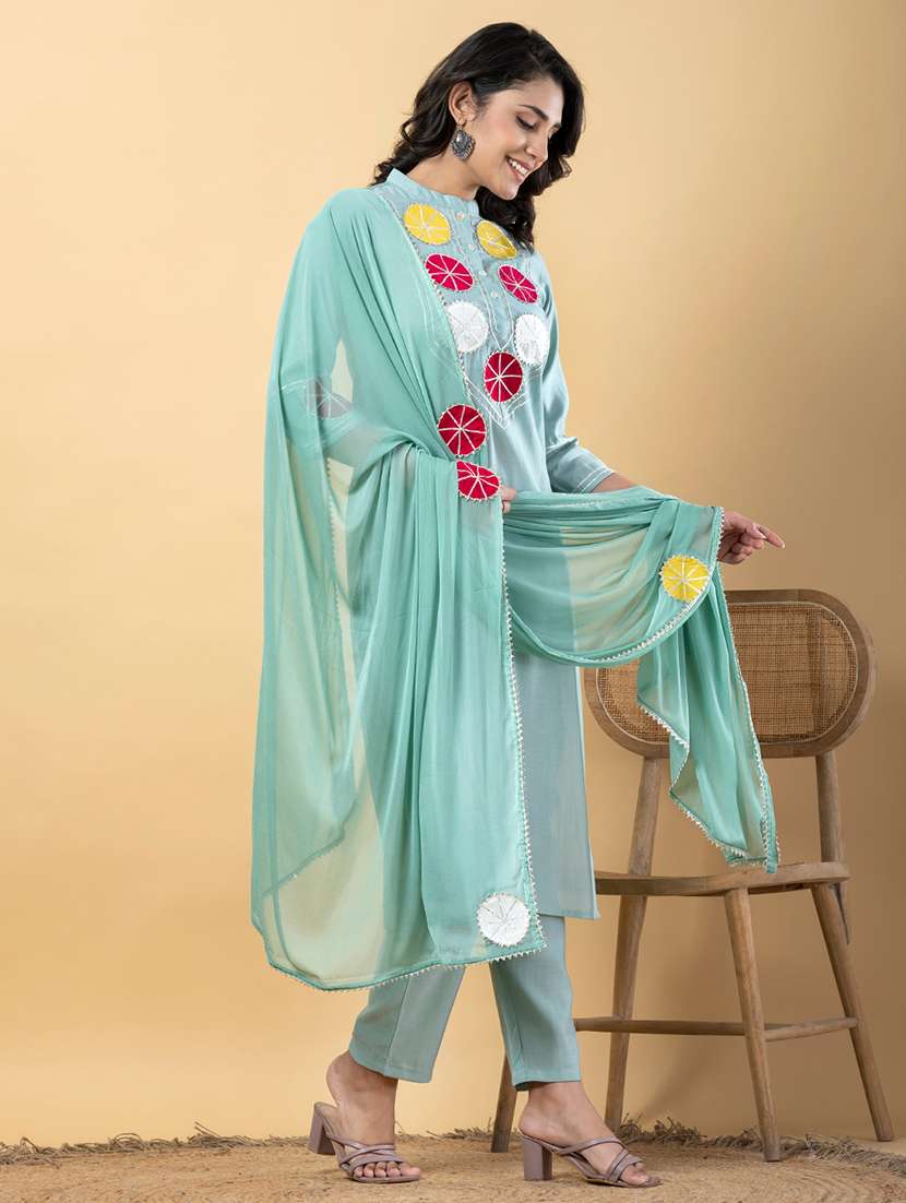 women three quarter sleeve kurta pant with dupatta set - 22058368 - Standard Image - 2