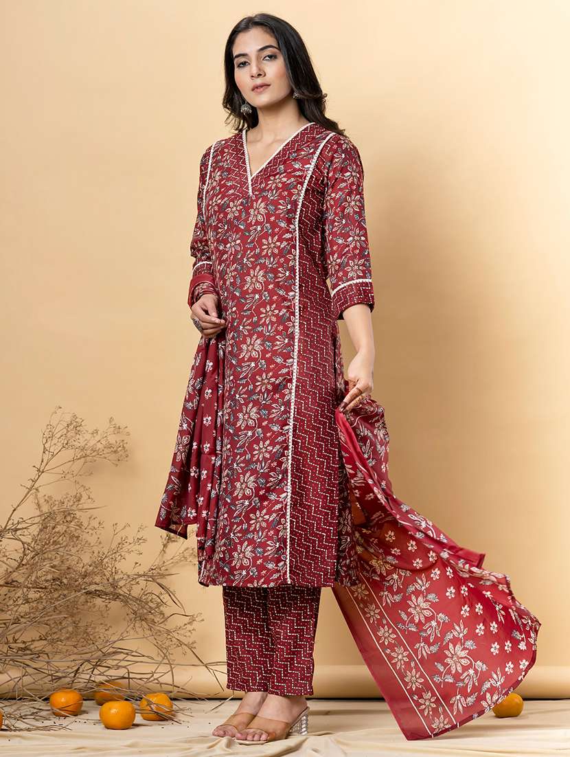 red cotton blend suit  set - 22058399 -  Standard Image - 2