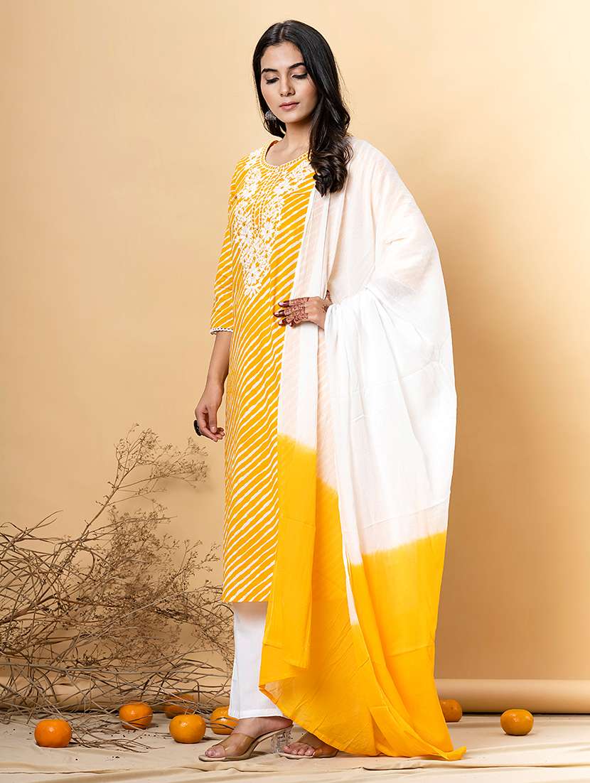 women three quarter sleeve kurta pant with dupatta set - 22058440 -  Standard Image - 2