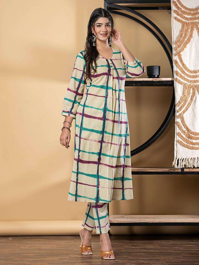 women three quarter sleeve kurta and pant set - 22058500 -  Standard Image - 2