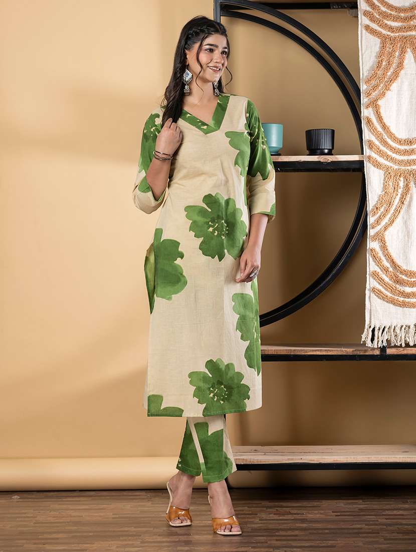 green cotton suit  set - 22058511 -  Standard Image - 2