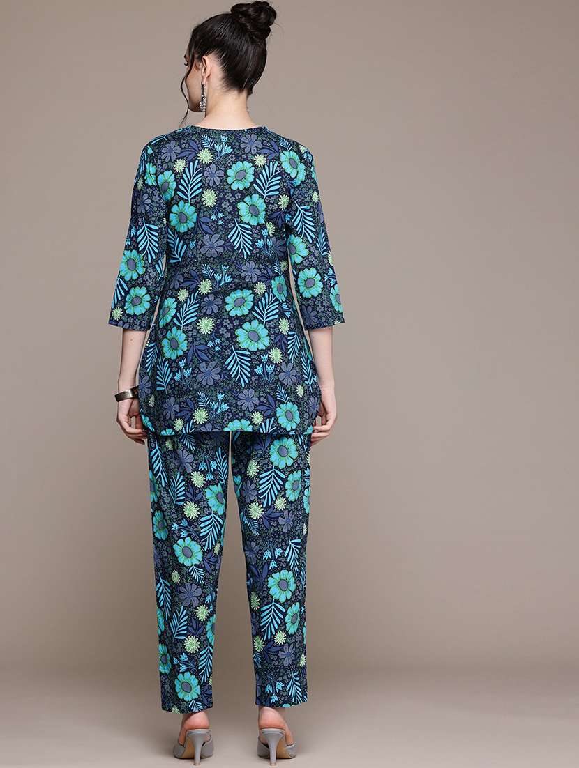 women printed three quarter sleeve ethnic co-ord set - 22058585 - Standard Image - 2