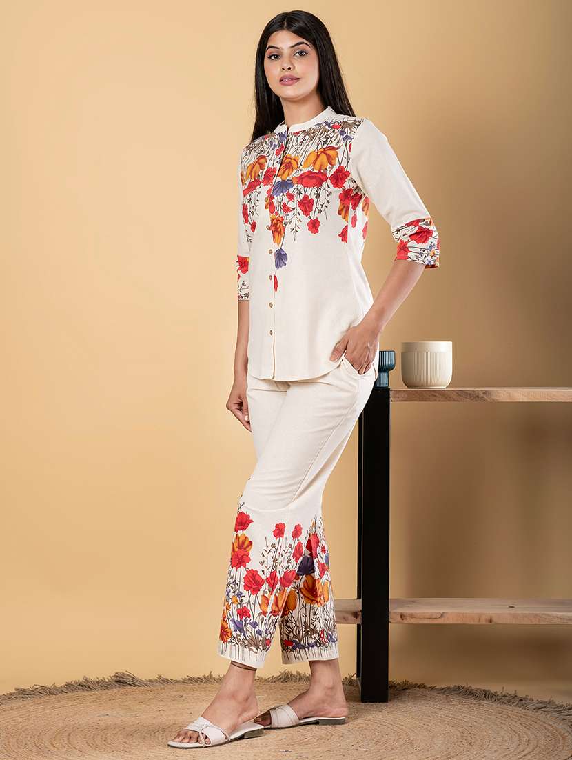 women three quarter sleeve regular fit ethnic co-ord set - 22058675 - Standard Image - 2