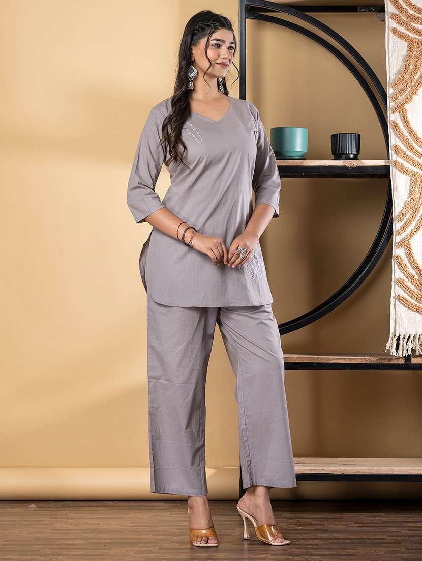 women three quarter sleeve regular fit ethnic co-ord set - 22058686 -  Standard Image - 2