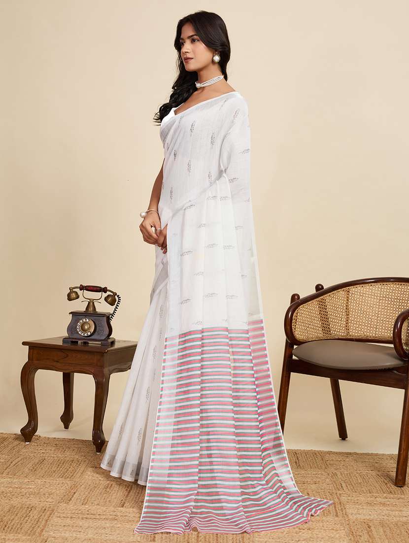 women printed casual wear saree with blouse - 22058799 - Standard Image - 2