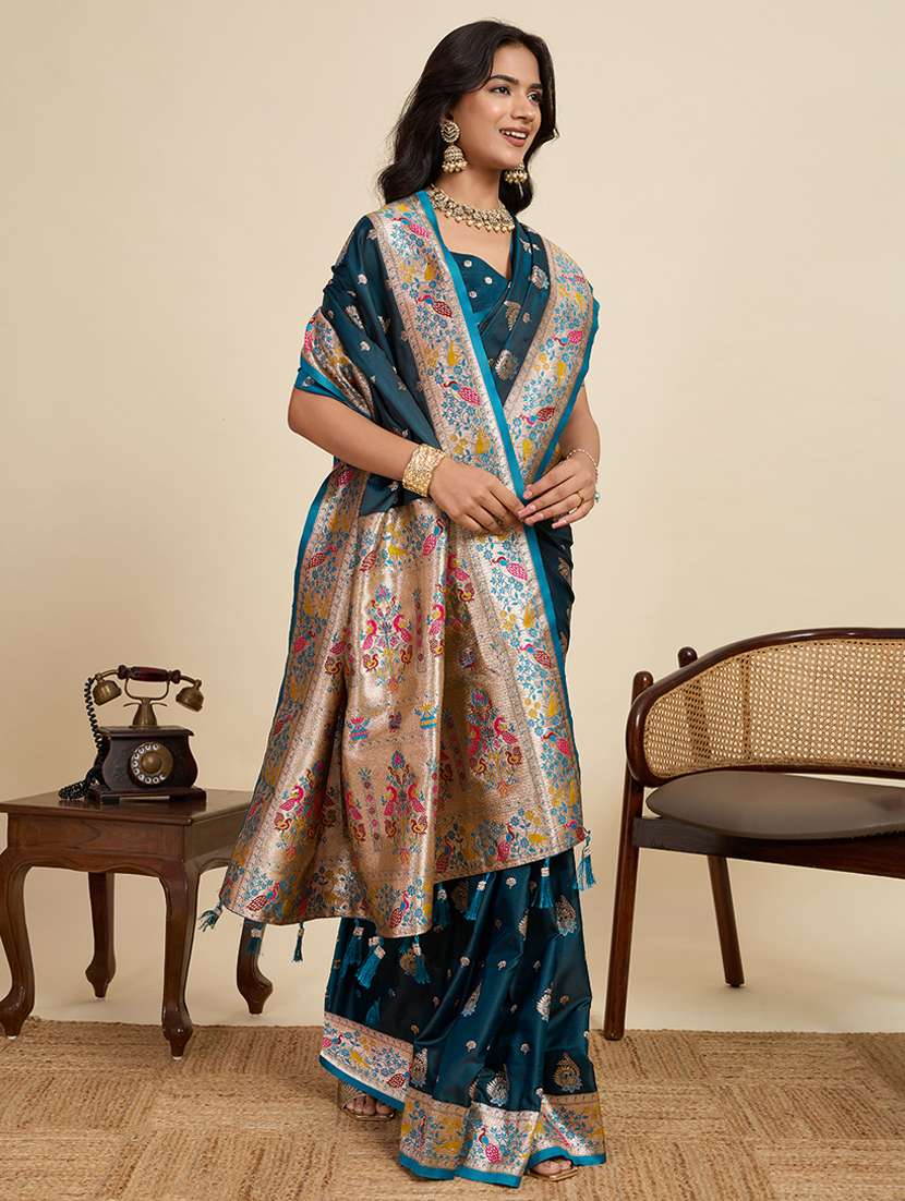 women self design banarasi saree with blouse - 22058802 -  Standard Image - 2