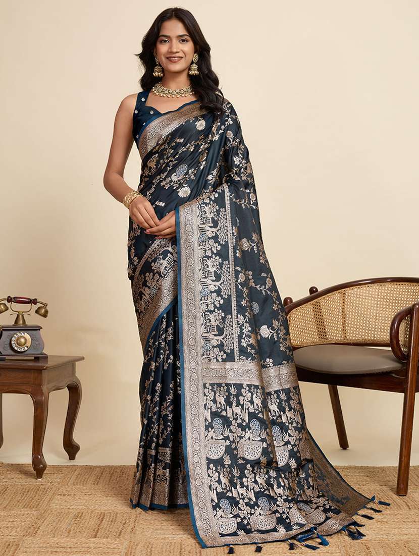 women self design banarasi saree with blouse