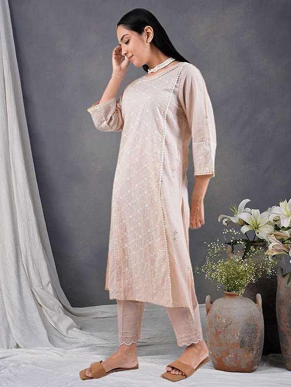 women three quarter sleeve kurta pant set - 22058922 - Standard Image - 2