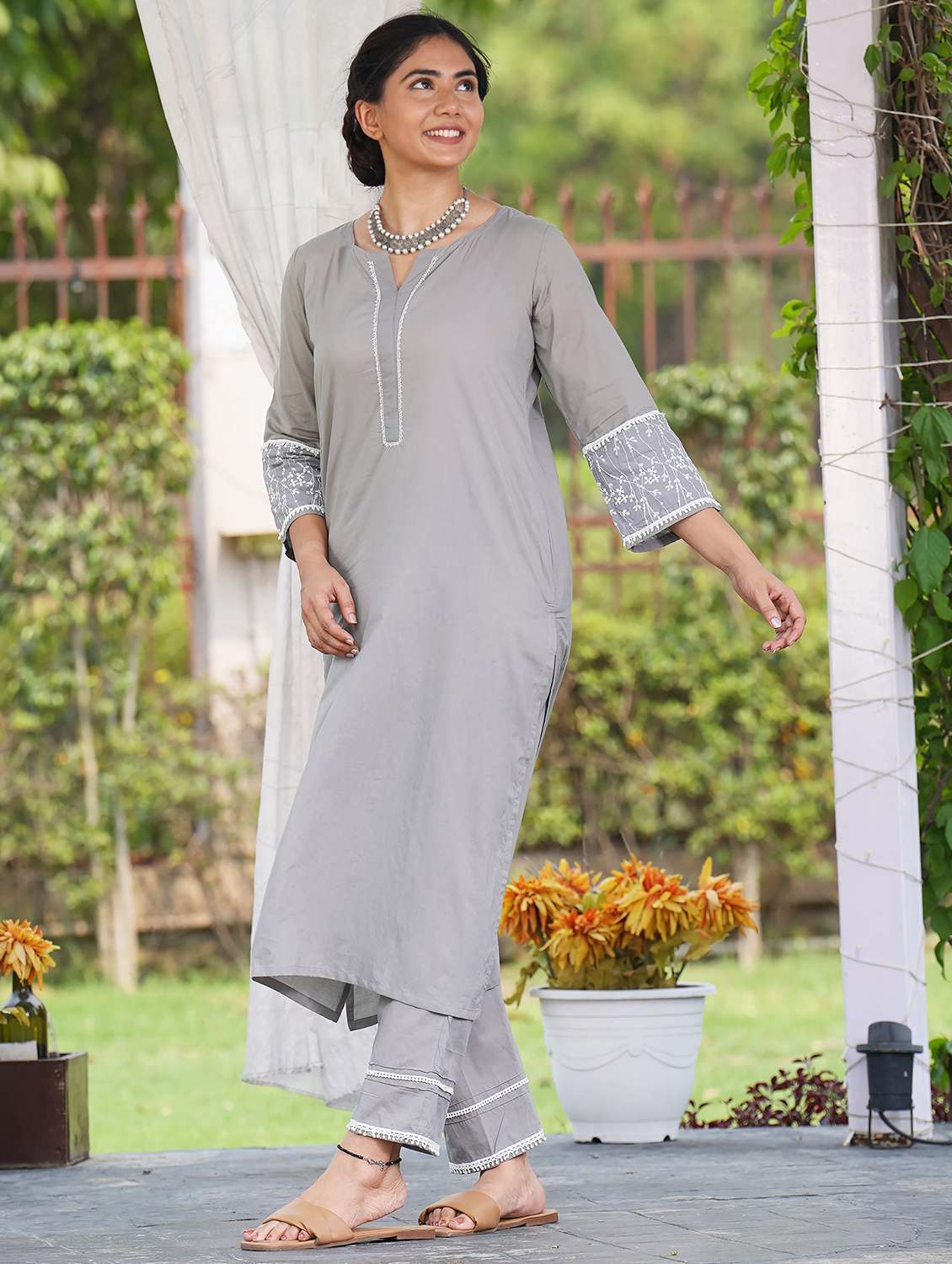 women three quarter sleeve kurta pant set - 22058929 -  Standard Image - 2