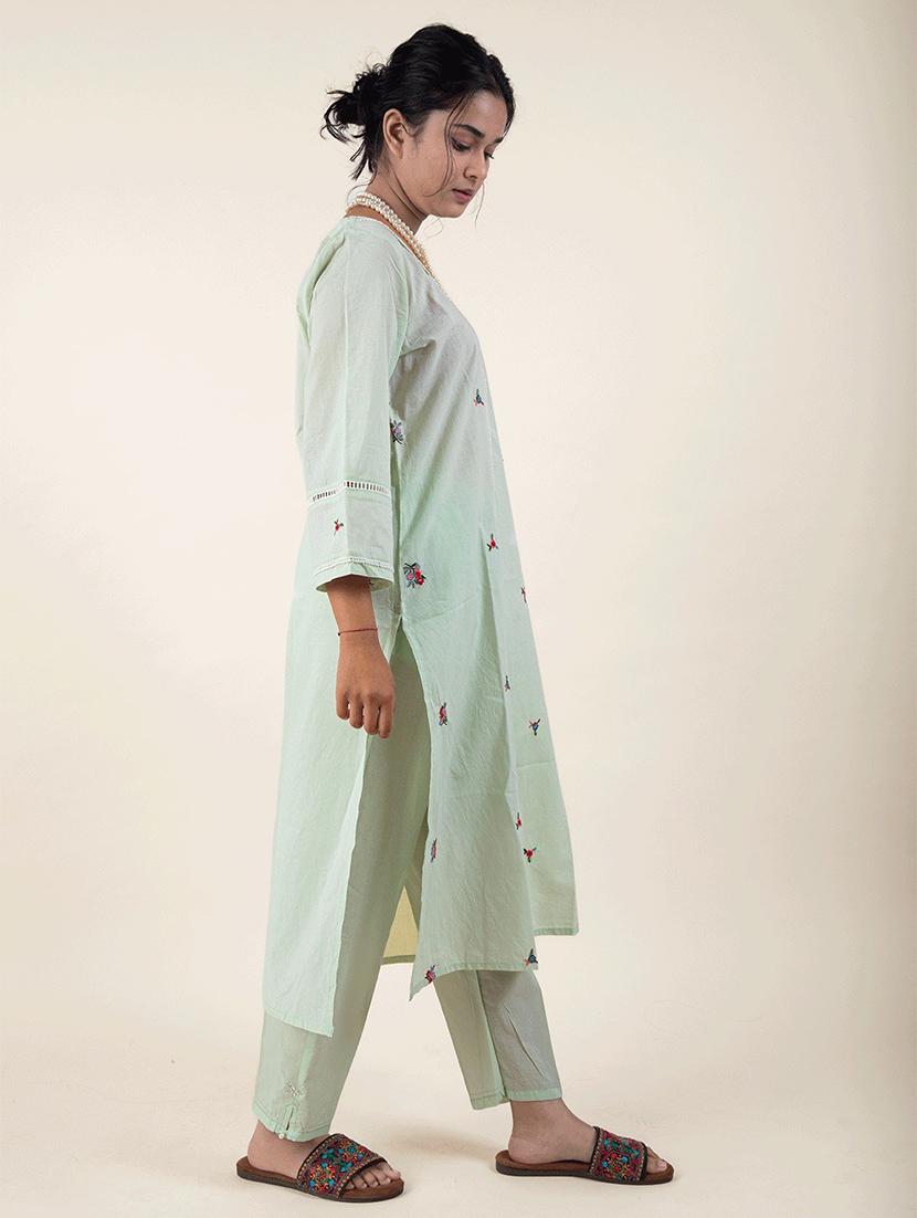 women three quarter sleeve kurta pant set - 22058971 - Standard Image - 2