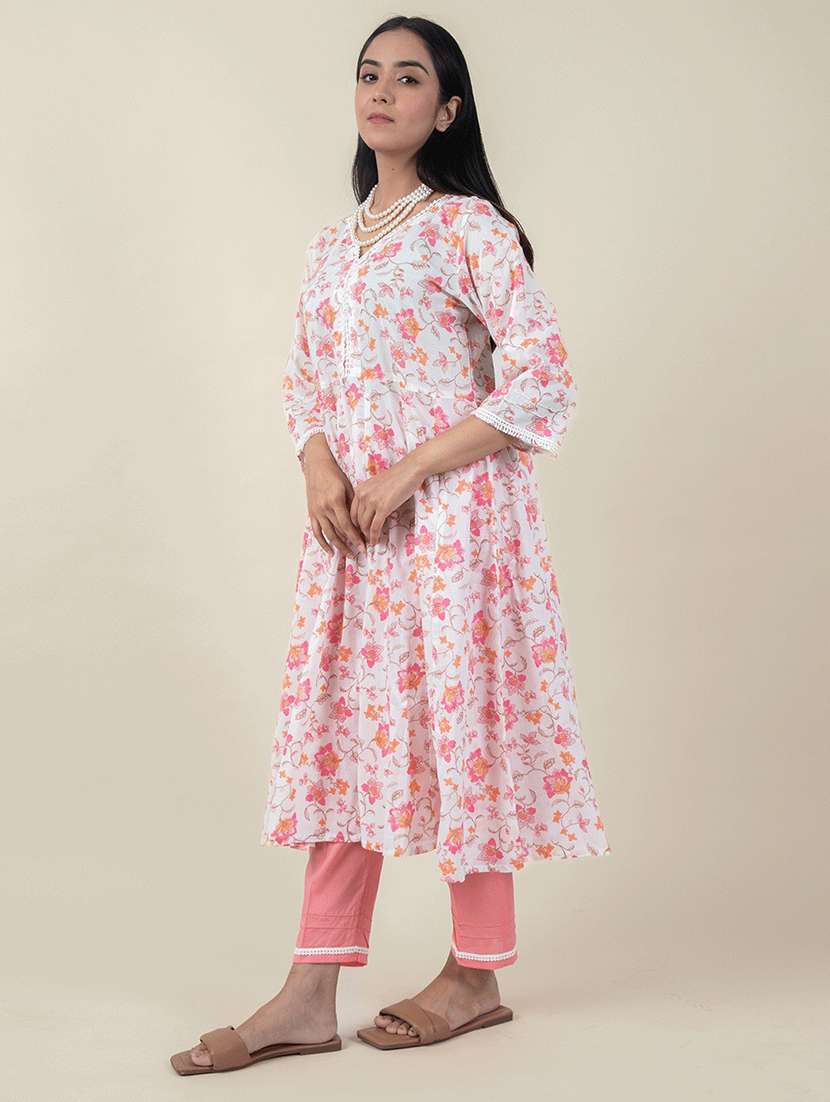 women three quarter sleeve kurta pant set - 22058985 -  Standard Image - 2