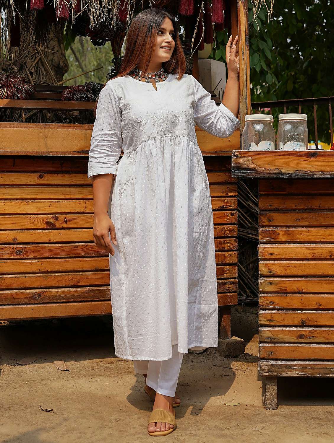 women self design three quarter sleeve kurta pant set - 22059160 -  Standard Image - 2