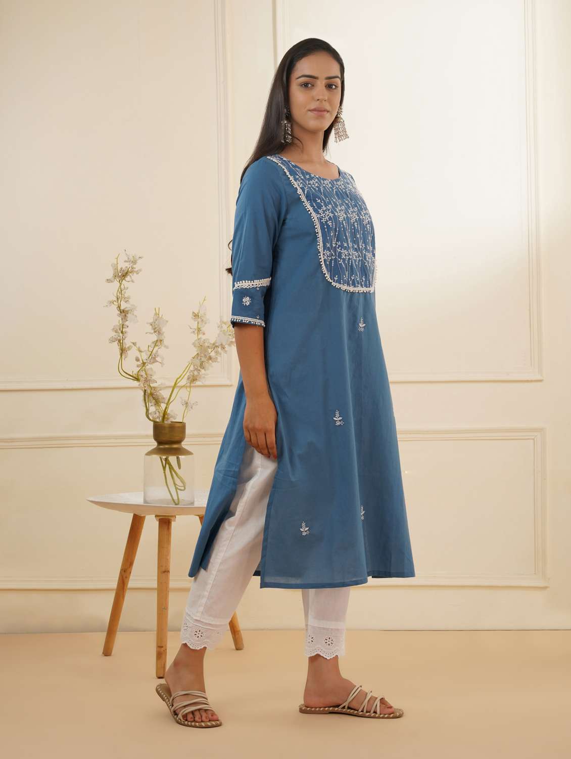 women three quarter sleeve kurta pant set - 22059231 -  Standard Image - 2