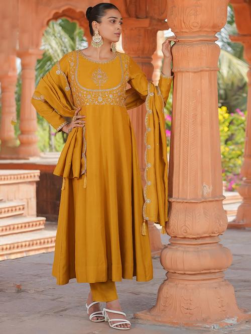 women embroidered long sleeve kurta pant with dupatta set - 22060160 - Standard Image - 0