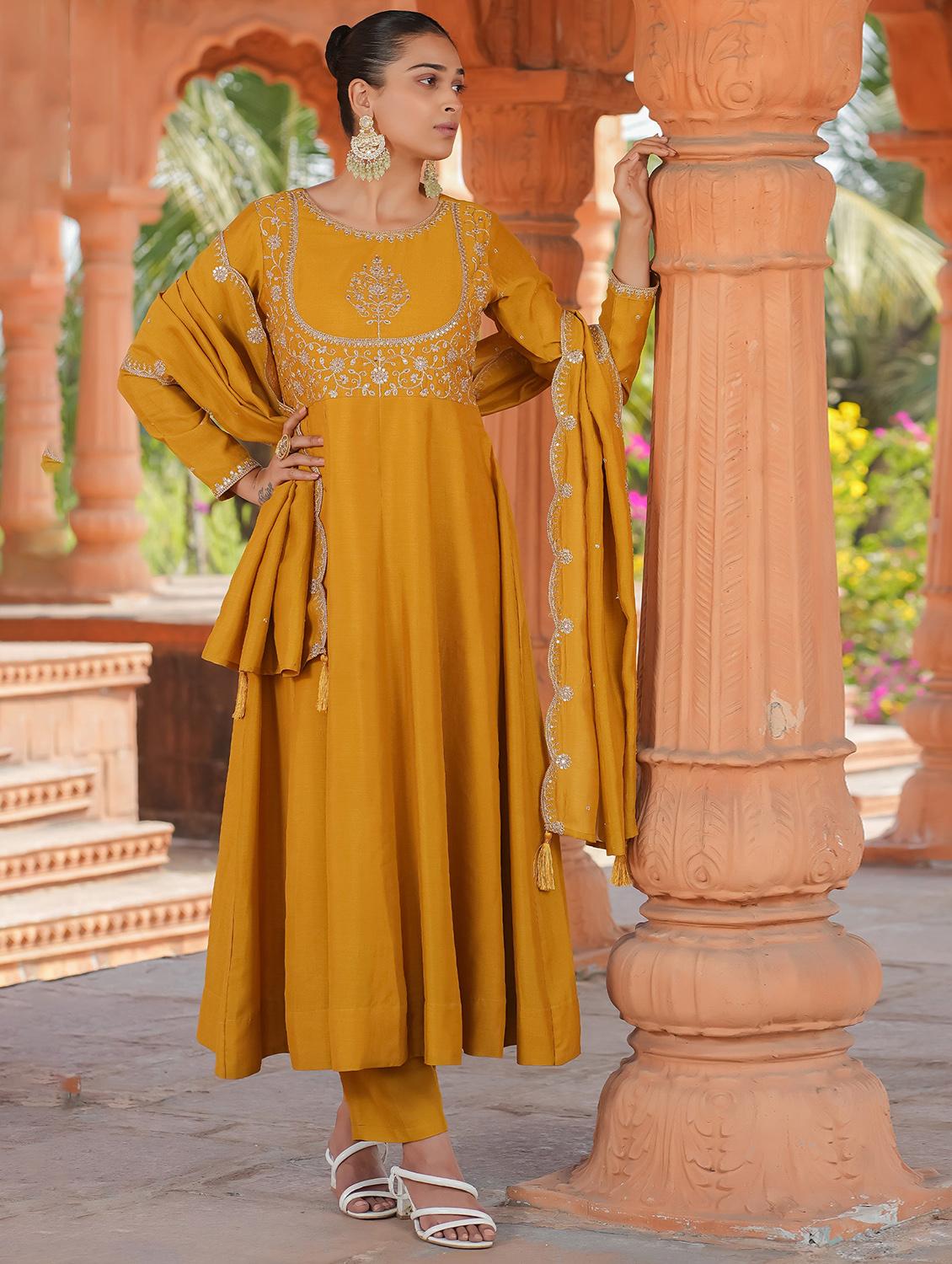 women embroidered long sleeve kurta pant with dupatta set - 22060160 - Zoom Image - 0