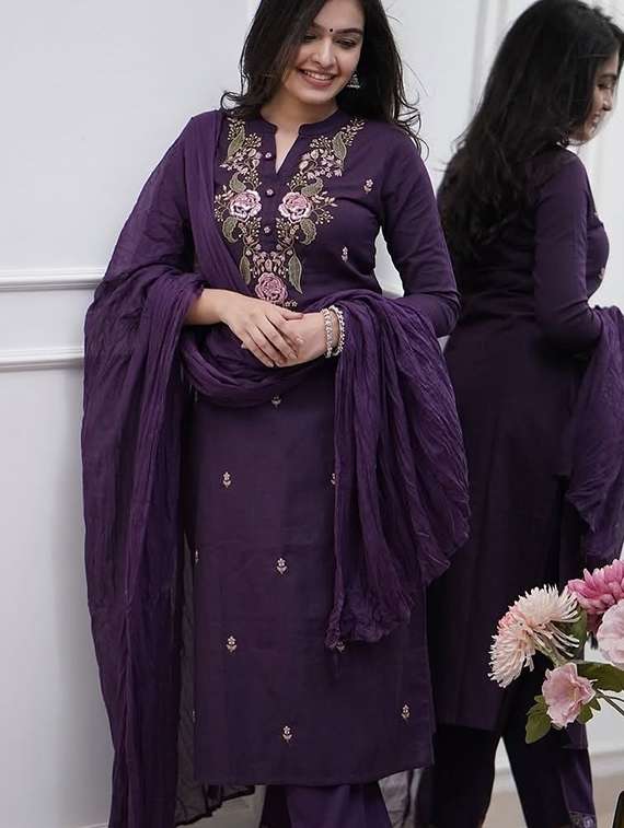 women three quarter sleeve kurta pant with dupatta set - 22060163 - Standard Image - 2
