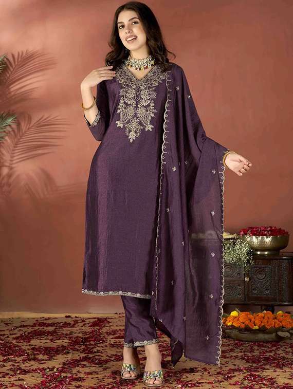 women three quarter sleeve kurta pant with dupatta set