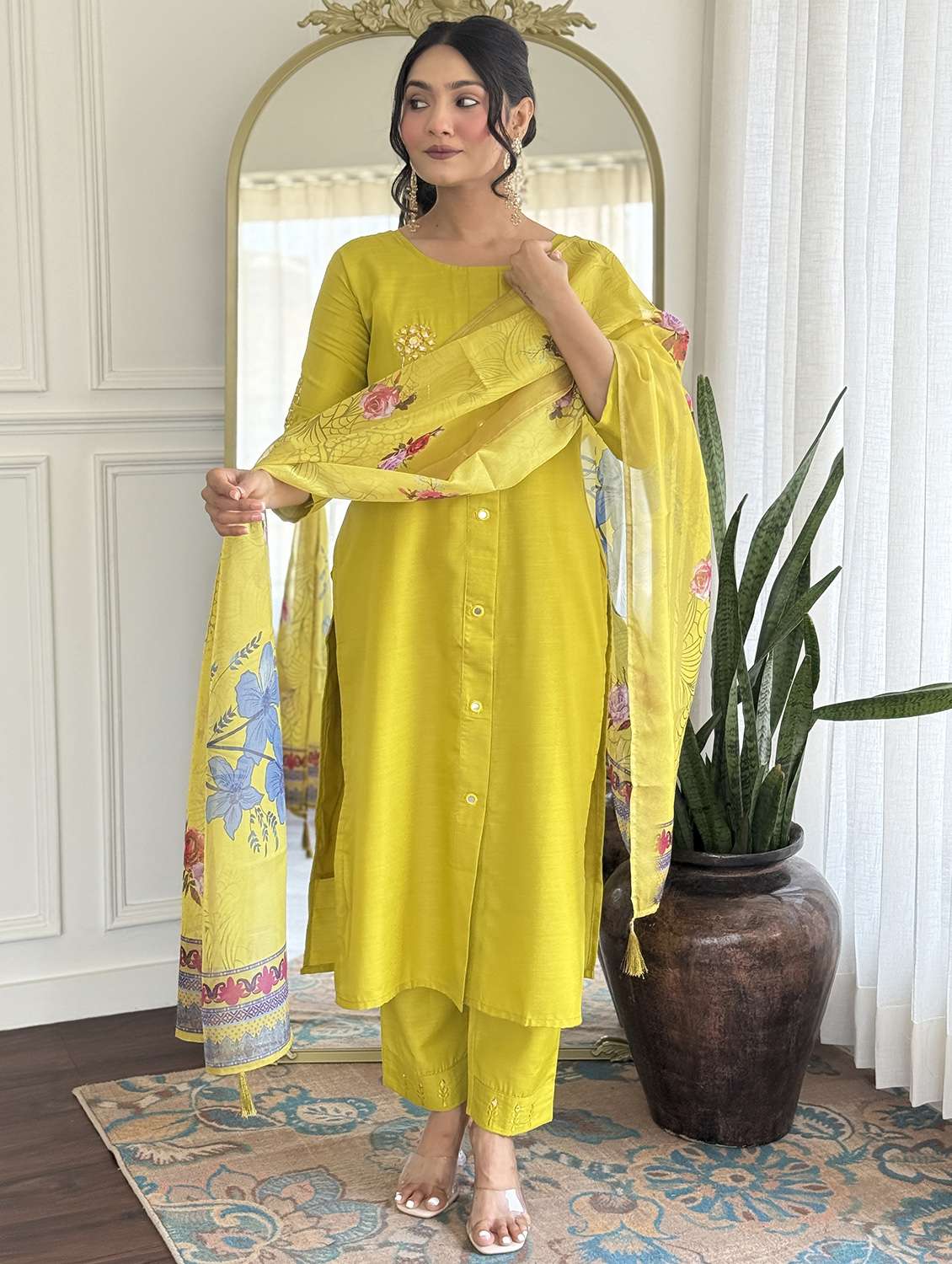women three quarter sleeve kurta pant with dupatta set - 22060178 - Standard Image - 2