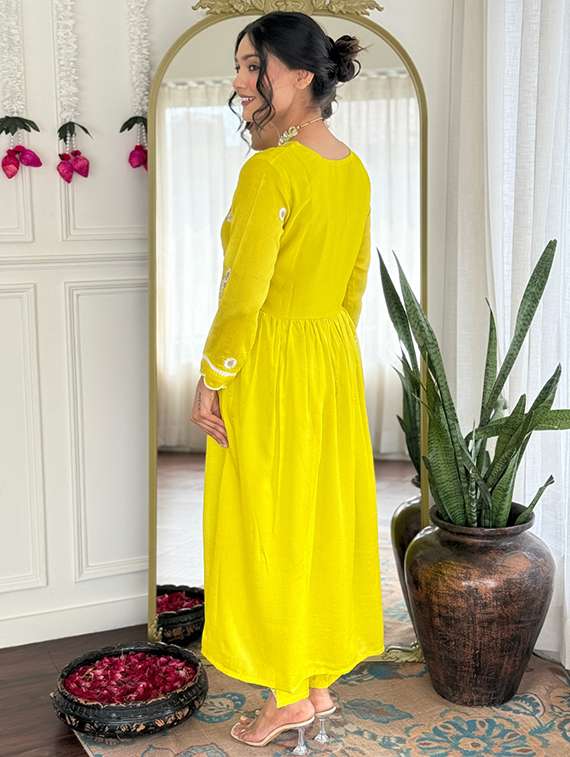 women embroidered long sleeve kurta pant with dupatta set - 22060190 - Standard Image - 2