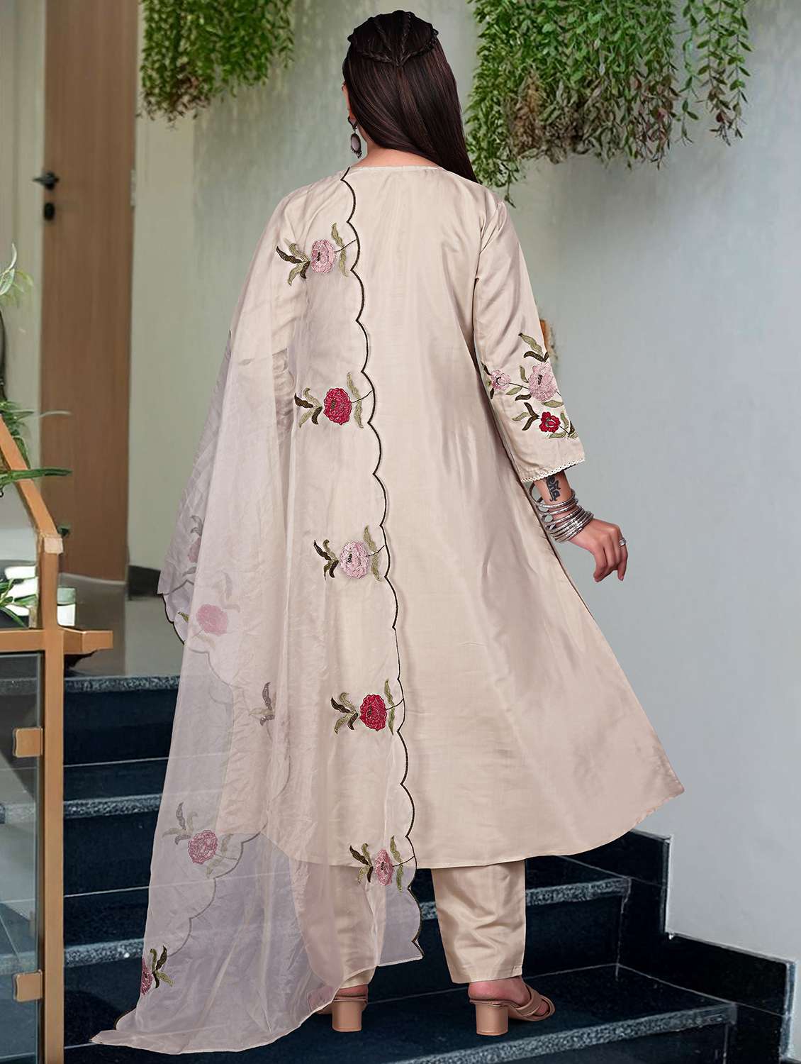 women three quarter sleeve kurta pant with dupatta set - 22060191 - Standard Image - 2