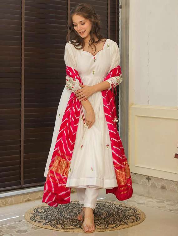 women three quarter sleeve kurta pant with dupatta set