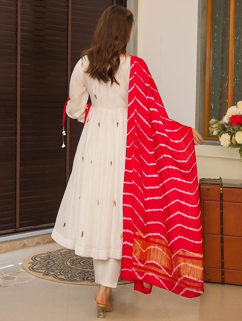 women three quarter sleeve kurta pant with dupatta set - 22060223 - Standard Image - 2