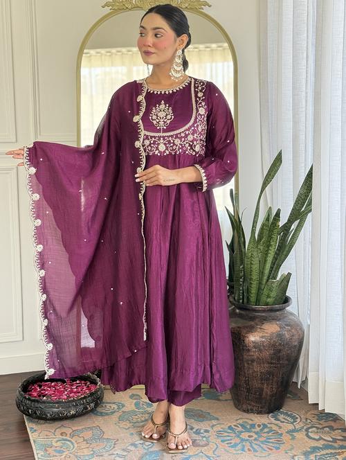 women embroidered long sleeve kurta pant with dupatta set - 22060233 - Standard Image - 0