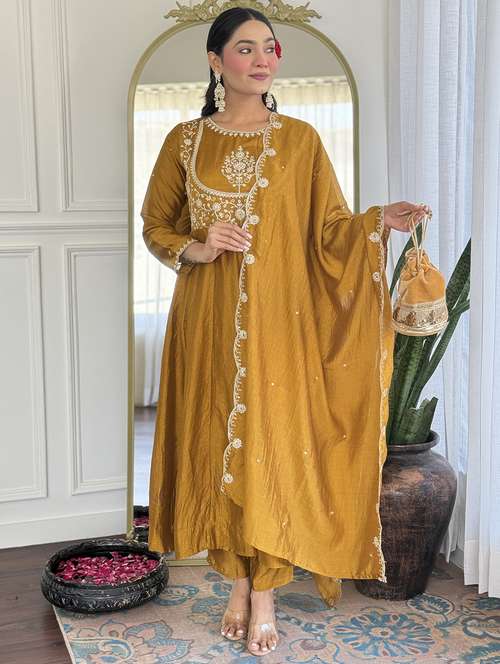 women embroidered long sleeve kurta pant with dupatta set - 22060234 -  Standard Image - 0