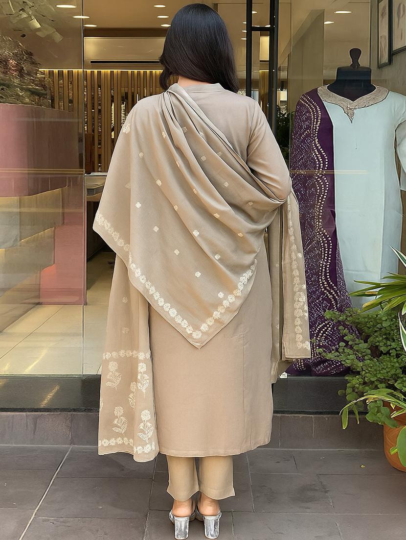 women three quarter sleeve kurta pant with dupatta set - 22060236 - Standard Image - 2